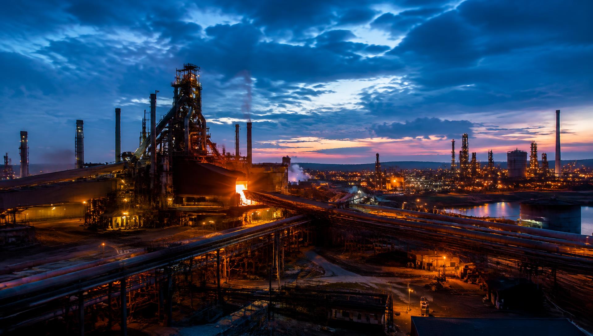 A BH steel and refining complex at dusk